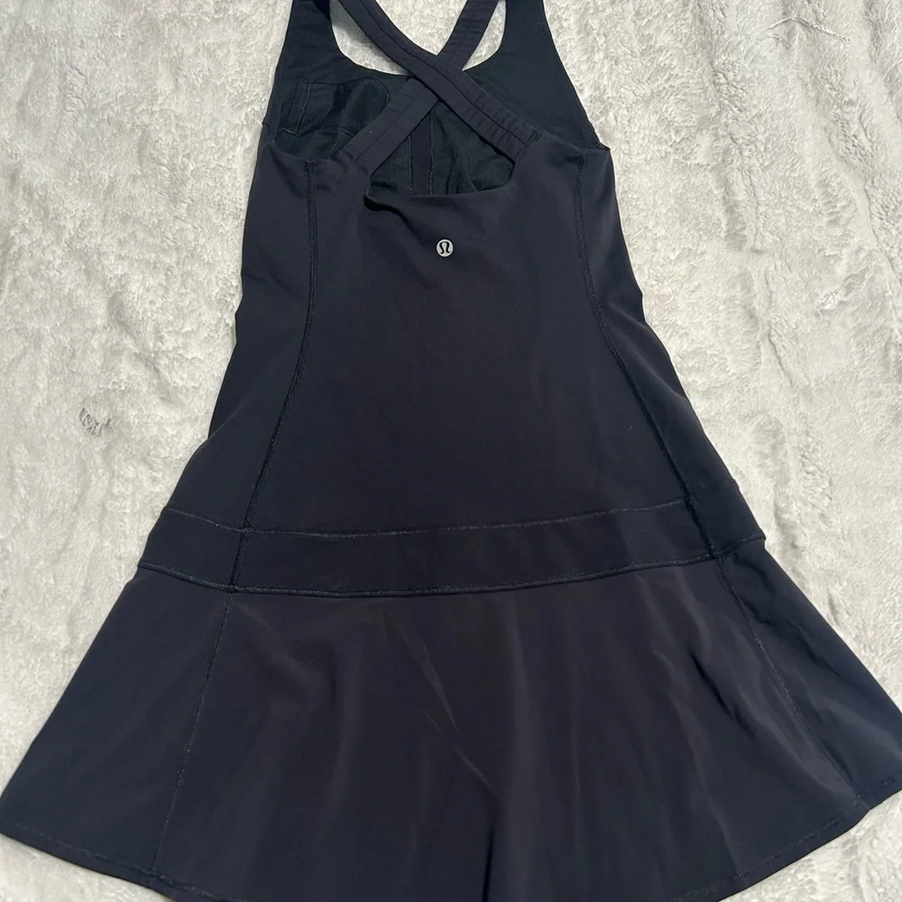 Lululemon Hot Hitter dress size 4 - Picture 4 of 4